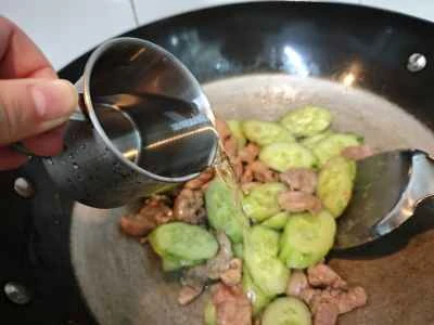 豚肉とキュウリの炒め物の作り方：6