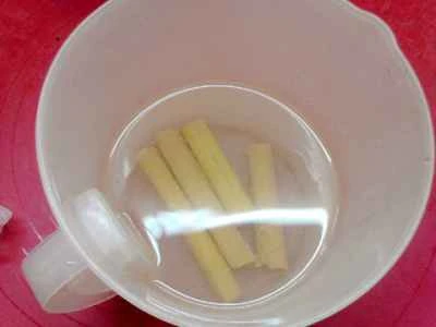 ニンジンと豆腐スティック入り豚スペアリブの煮込みの作り方：2