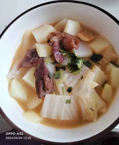 ビーフシチューとジャガイモのレシピ