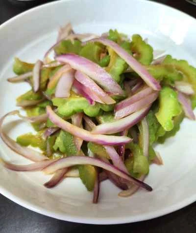 ゴーヤと玉ねぎの炒め物の作り方：7