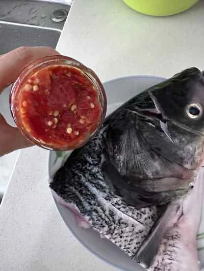 刻んだ唐辛子入り蒸し魚の頭の作り方：1