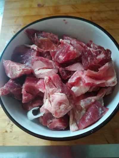 牛肉の煮込みレシピの手順：1