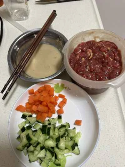 牛肉と角切りジャガイモの炒め物の作り方：1