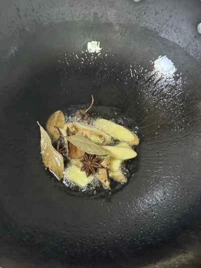 大豆入り豚腸煮込みの作り方：7