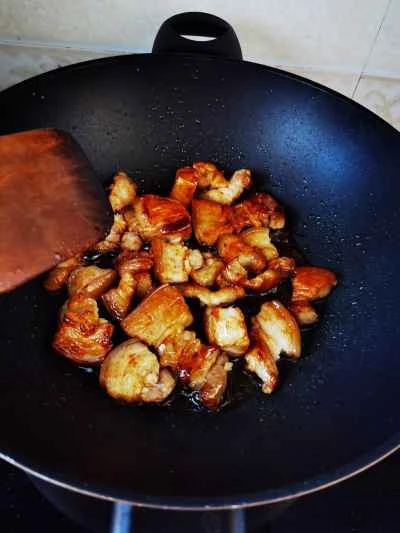 ベビーカボチャ入り豚バラ肉の煮込み レシピ手順：7