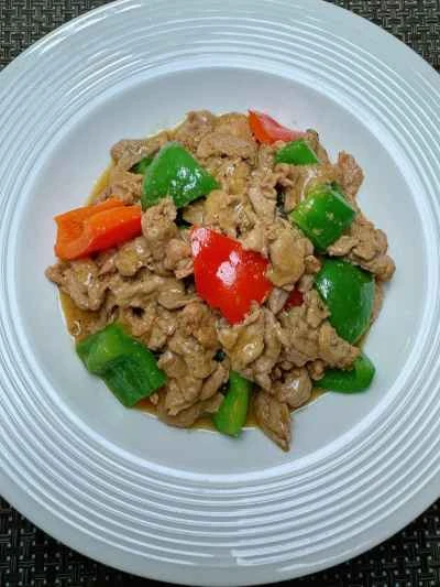 黒胡椒と薄切り肉で炒めたピーマンの作り方：14