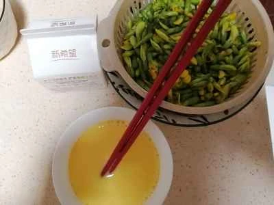 ホウキバナ卵炒めの作り方：2