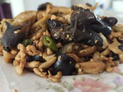 ナス、キクラゲ、豚肉の細切り炒めの作り方：7