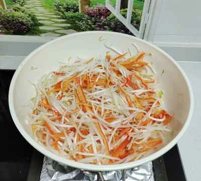 赤唐辛子入りもやし炒めの作り方：7