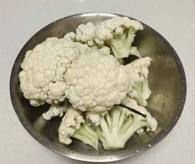 カリフラワー炒めの作り方：1