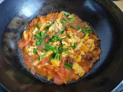 トマト入りスクランブルエッグの作り方：9