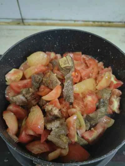 トマトとマッシュルームの牛肉煮込みの作り方：5