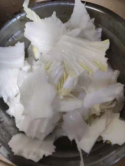 手千切り白菜の煮込みの作り方：1