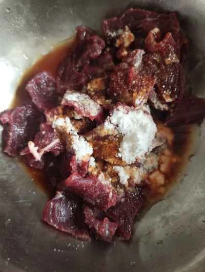 牛肉と唐辛子の炒め物の作り方：3