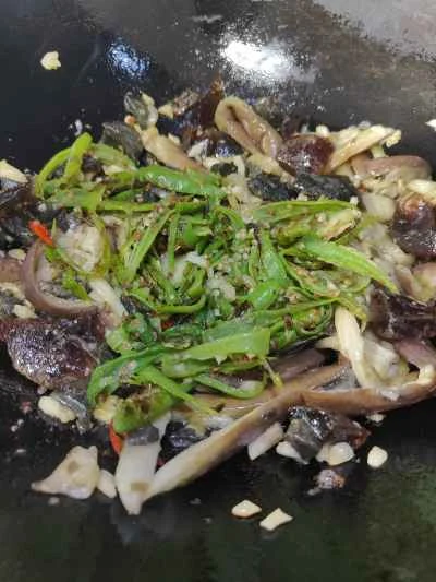 卵とピーマンの煮込みナスの作り方：12