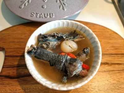 霊芝茸と黒鶏のスープのレシピ手順：8