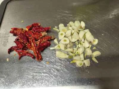 白キクラゲとセロリの炒め物の作り方：3