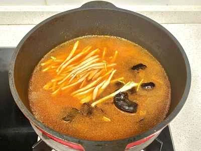 酸辣スープのカリカリ豚肉の作り方：9