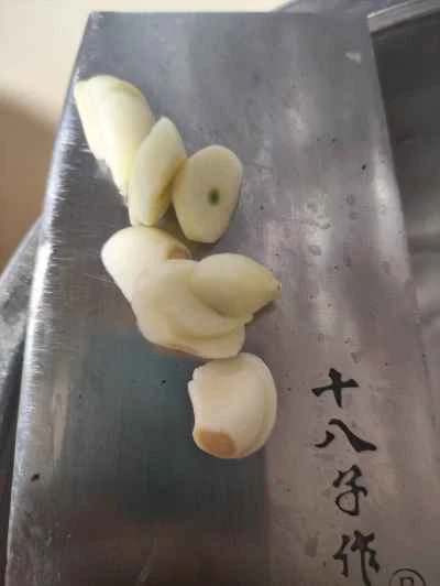 ニンニク風味のチンゲン菜の作り方：2