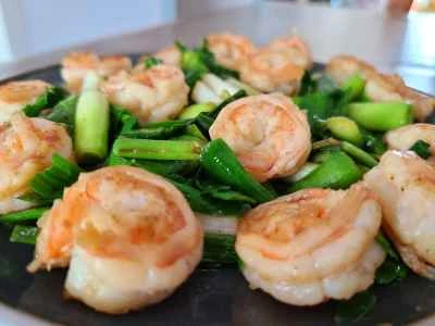 エビとニンニクの芽の炒め物のレシピ