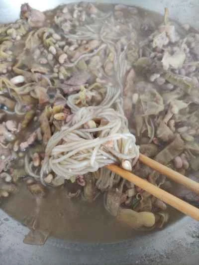 春雨とインゲン豆の煮込み豚肉の作り方：8