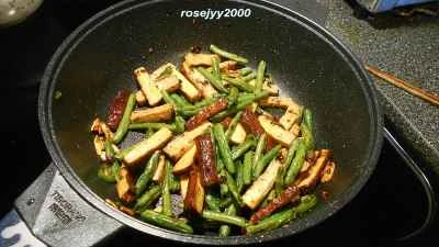 塩漬け豚肉と乾燥豆腐のインゲン炒めの作り方：7