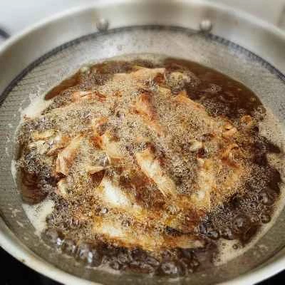 フナの唐揚げの作り方：4