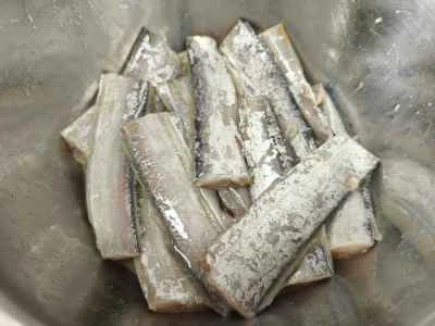 リボンフィッシュの煮込みレシピの手順：3