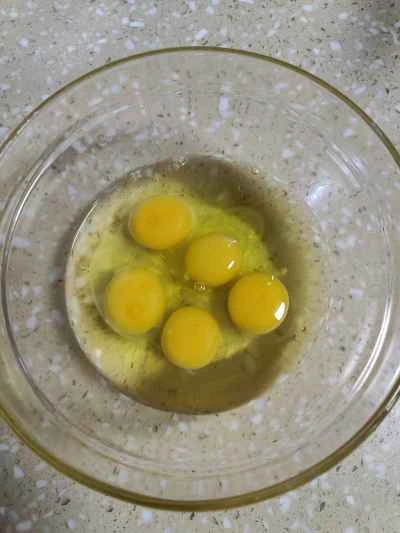 ニンニク入り目玉焼きの作り方：3