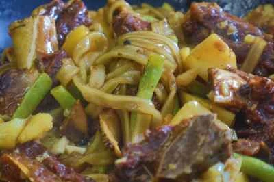 フラットブレッドを使った牛スペアリブの作り方：1