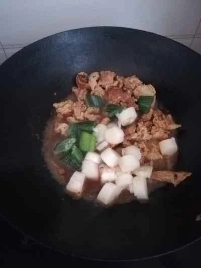 牛肉風味の野菜チキンとネギ炒めの作り方：4