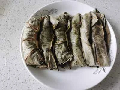 蓮の葉入り豚バラ肉の蒸し物の作り方：9