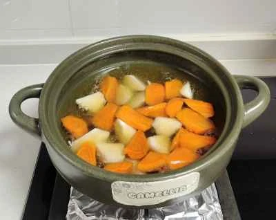 鶏もも肉と野菜のシチュー レシピ手順:3