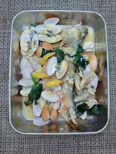 アサリとスズキの煮込みの作り方：14