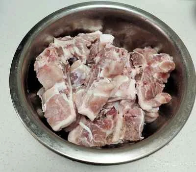 豚スペアリブの煮込みレシピの手順：1