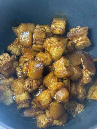 さつまいも澱粉団子入り豚肉の煮込みの作り方：7