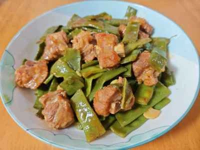 グリーンビーンズ入り豚スペアリブの煮込みレシピ