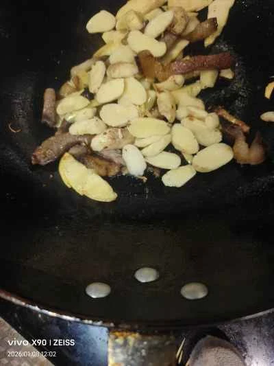 ジャックフルーツの種と豚肉の煮込み炒めの作り方：7