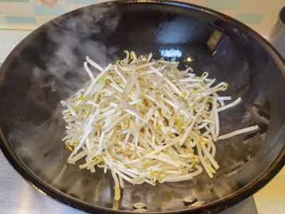 もやし炒めの作り方：2