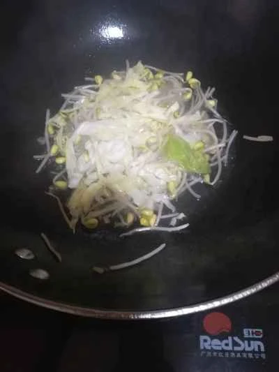 キャベツともやし炒めの作り方：3