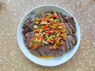 スパイシーな蒸し鴨血のレシピ手順：4