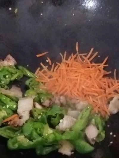 ナスとピーマンの炒め物の作り方：8