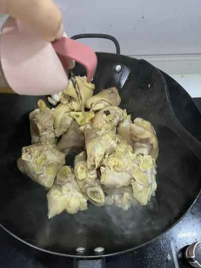 大豆入り豚足煮込みの作り方：6