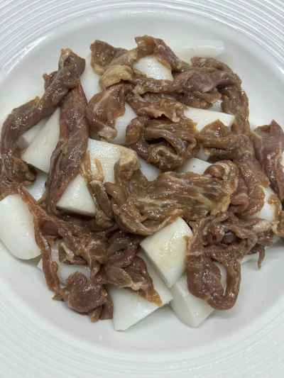 牛肉と米麺の蒸しロールの作り方：7