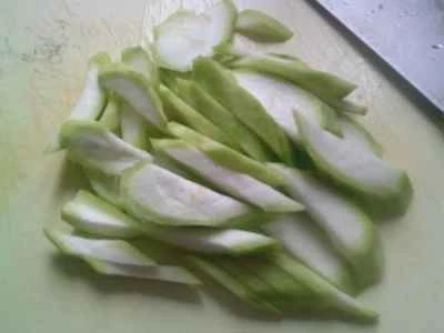 きのこと卵の煮込みヘチマの作り方：3