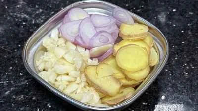 ジュージューと音を立てる豚スペアリブとインゲン豆の作り方：5