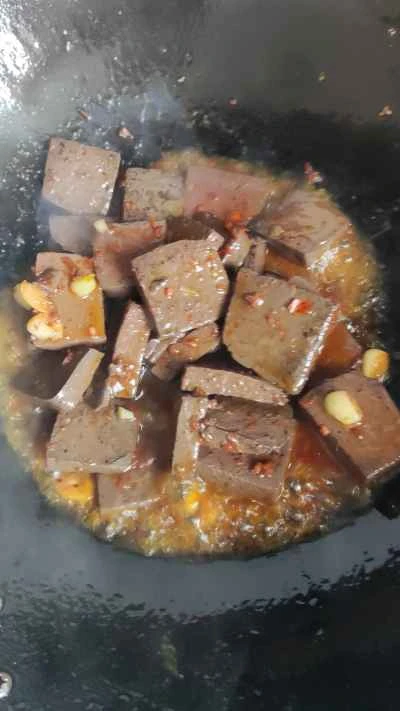 スパイシーなアヒルの血炒めの作り方：2