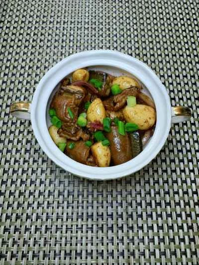 ニンニク風味のウナギ炒めのレシピ