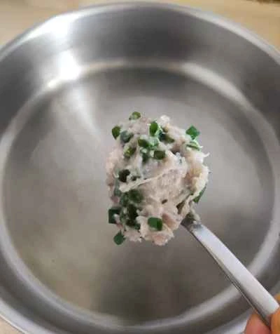 ウグイのフィッシュケーキのソテーのレシピ手順：5