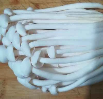 シーフードソースとキノコの豚肉炒めの作り方：1